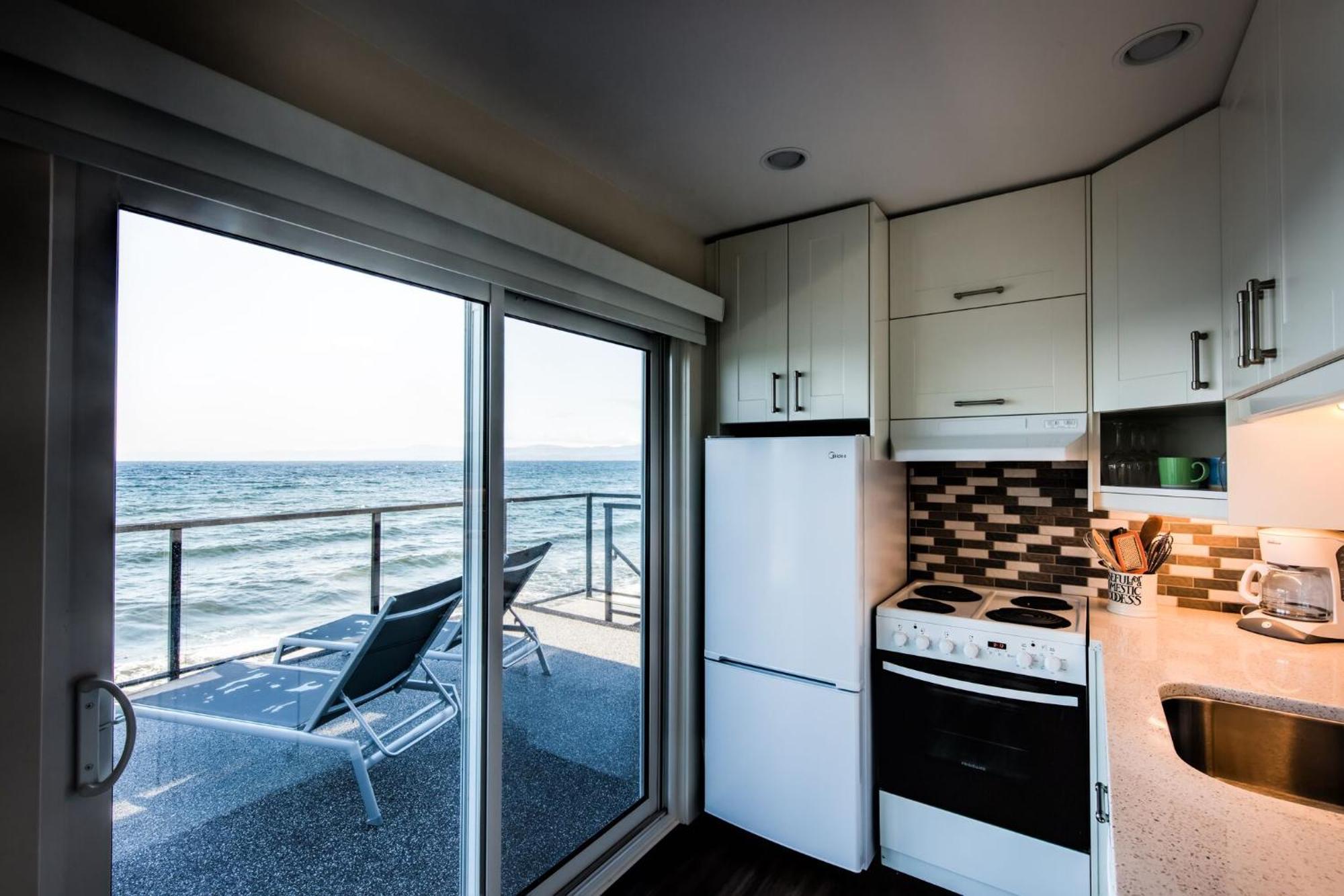 Qualicum Beach Ocean Suites Eksteriør bilde